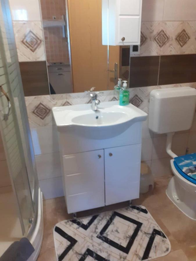 Apartman Marica Rakovica Exteriör bild